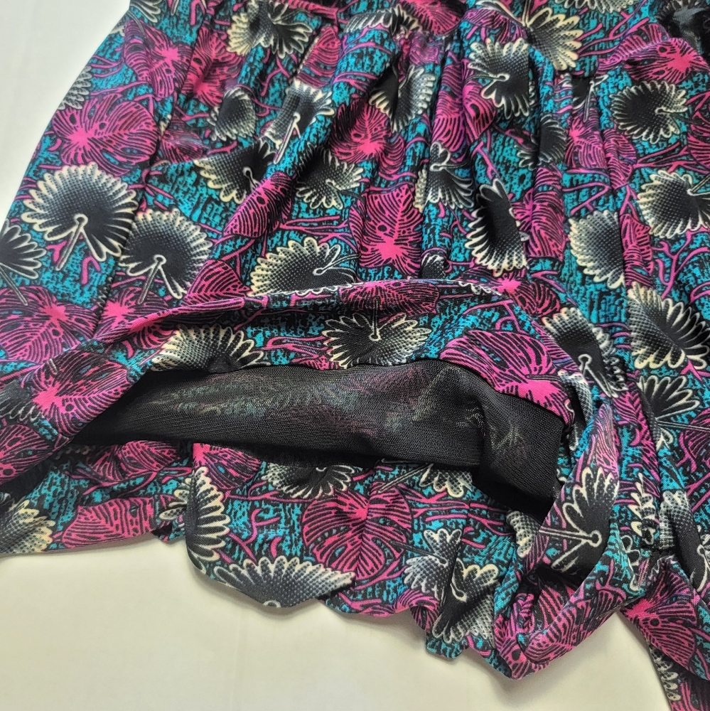 Flowy Shorts - Picture 4 of 10